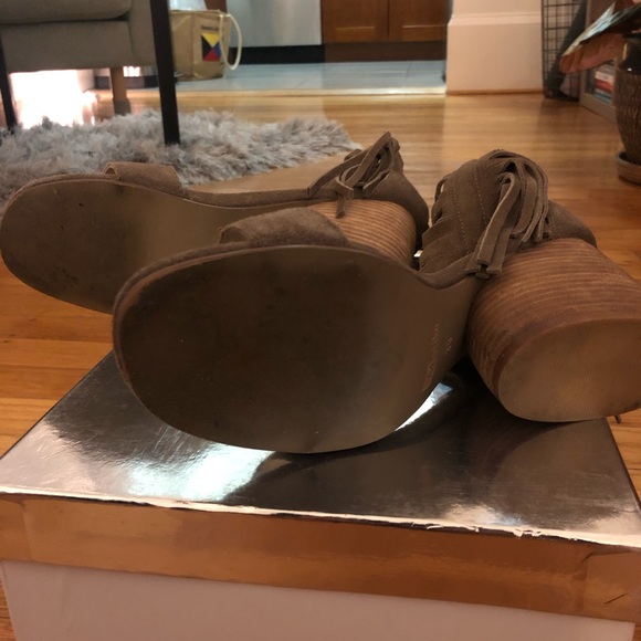 Fringe Heels - Picture 6 of 8